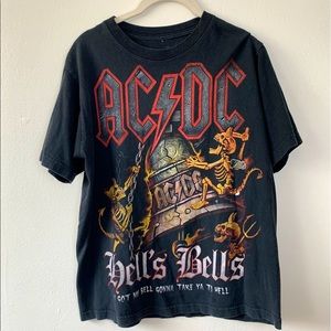 AC/DC Hell’s Bells Vintage Band T-Shirt Short Sleeve Unisex (Medium)